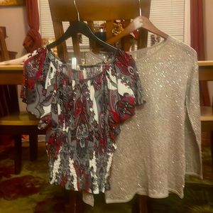 Lot of women’s tops (2)